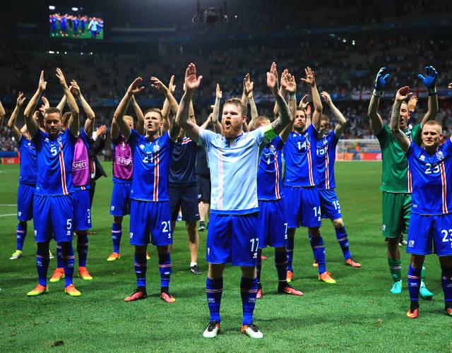欧洲杯冰岛旅行拍照（冰岛欧洲杯出局）