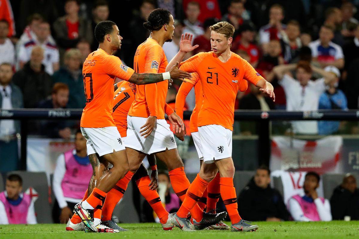 欧洲杯b组荷兰（欧洲杯荷兰）