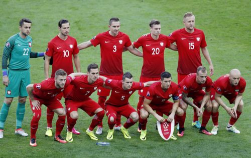 波兰乌克兰16欧洲杯（波兰16年欧洲杯）