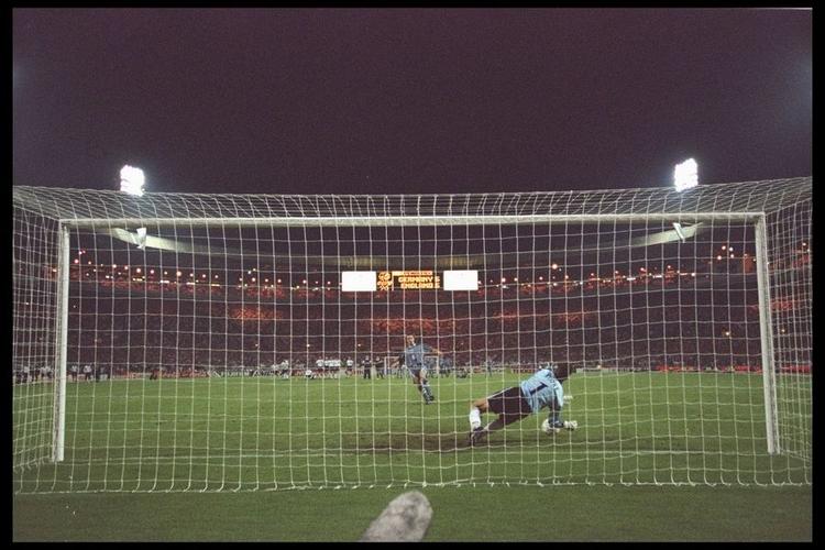 1996欧洲杯英格兰球场（1996欧洲杯英格兰点球丢球）