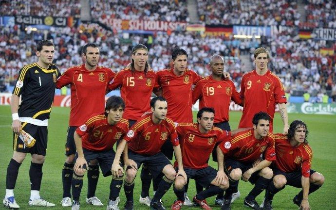 2006欧洲杯西班牙阵容（16年西班牙欧洲杯）