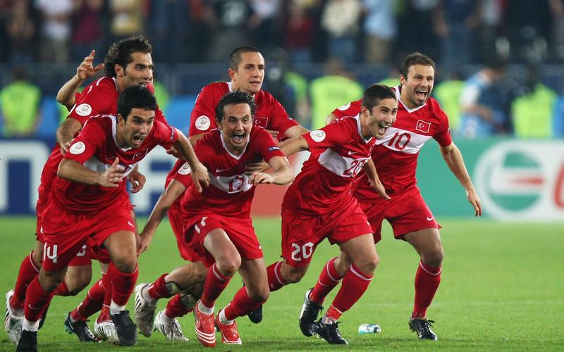 土耳其2008欧洲杯逆转（08年欧洲杯土耳其逆转荷兰）
