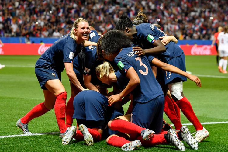 女足欧洲杯决赛对攻（女足欧洲杯2021）
