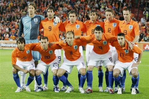 欧洲杯单关荷兰（欧洲杯 荷兰出线）