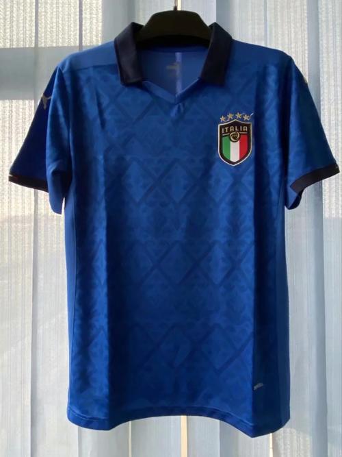 意大利欧洲杯足球服装（2021欧洲杯意大利球服颜色）